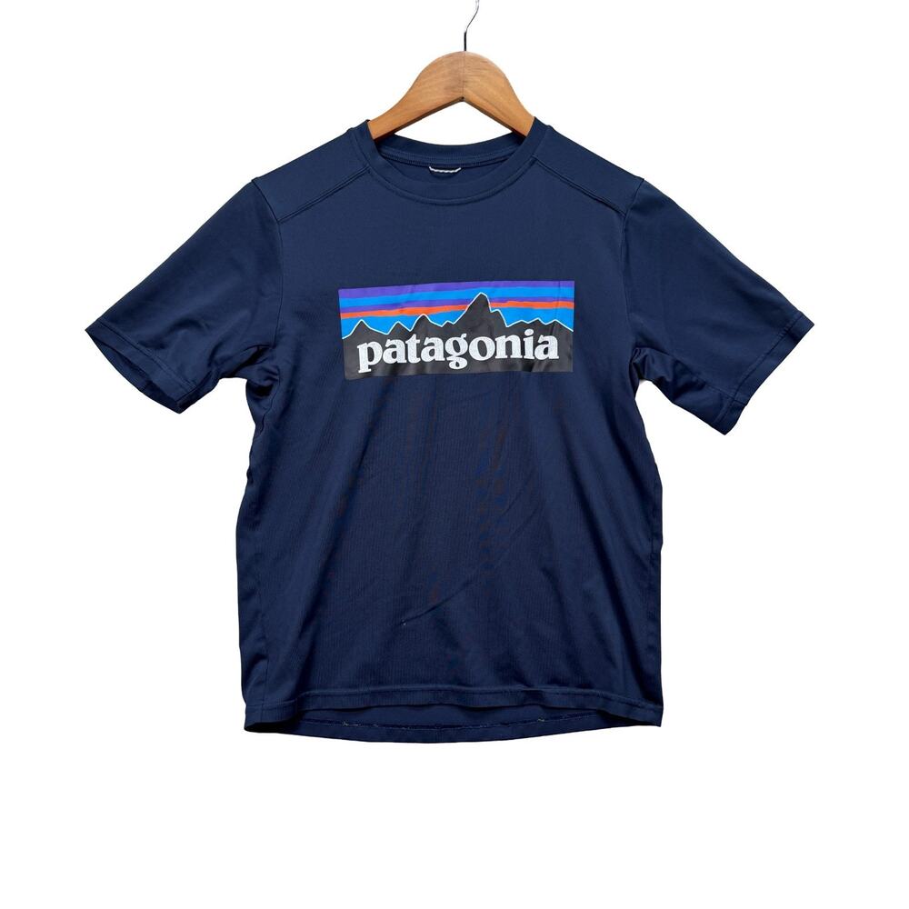 Patagonia Classic Mountain Logo Wicking Hike T Shirt Size Kid Youth Large (12)